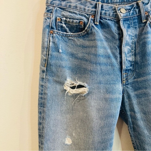 GRLFND SZ 28 Karolina Button Fly Distressed Raw Hem Light Wash Jeans - Picture 4 of 16